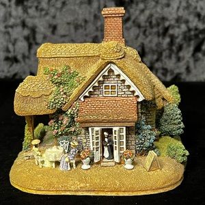 Lilliput Lane | Bargate Cottage Tea Room | English Tea Rooms Collection